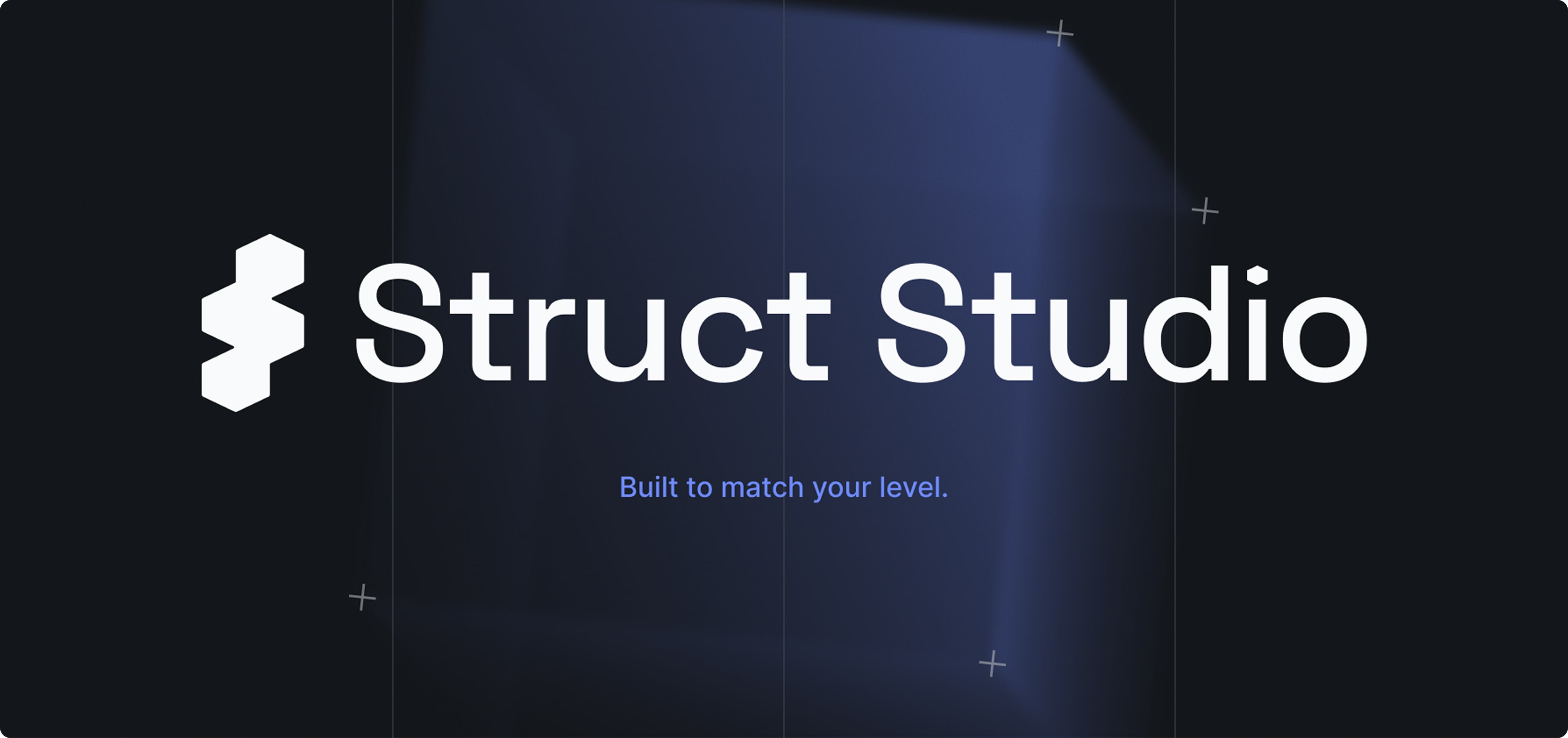 Donkere merkidentiteit-uiting van Struct Studio met het beeldmerk en de tagline 'Built to match your level.'
