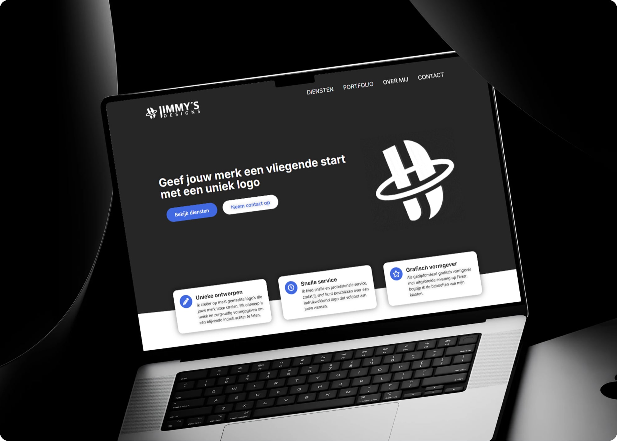 De website van Jimmy's Designs, vóór de rebranding naar Struct Studio, getoond op een laptop